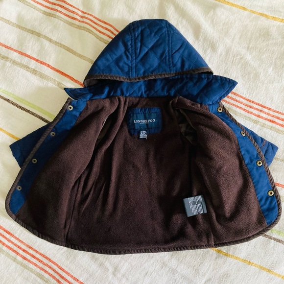 London Fog 3-6mo quilted navy jacket with fleece lining and hood - Picture 5 of 8